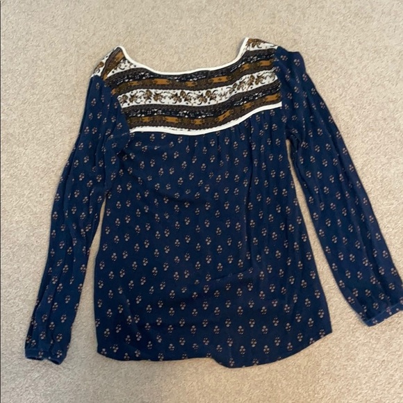 long sleeved shirt - Picture 4 of 4